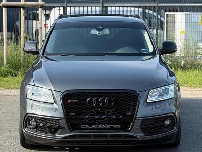 Grau Gebraucht 2015 Audi SQ5 Competition SUV | 22.890 € (Teuer)