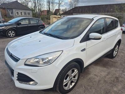 Second-hand Ford Kuga Titanium 150 CP (110 kW) 2015 Alb SUV