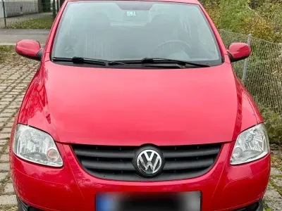 Gebraucht VW Fox 54 PS (39 kW) 2007 Rot Kleinwagen