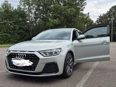 Gebraucht Audi A1 Sportback Sport 95 PS (69 kW) 2024 Grau Kleinwagen
