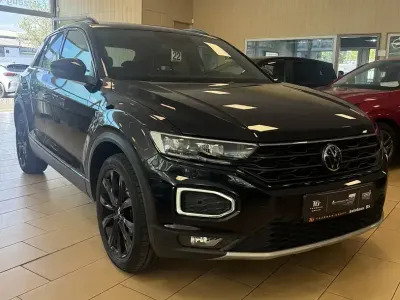 Gebraucht VW T-Roc Style 150 PS (110 kW) 2022 Schwarz deep black perleffekt (metallic) SUV