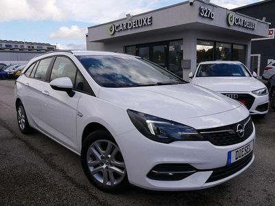 Weiß Gebraucht 2020 Opel Astra Kombi | 15.999 €