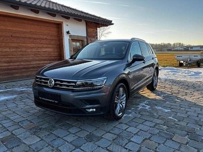 Indiumgrau metallic Gebraucht 2017 VW Tiguan SUV | 22.400 € (Fairer Preis)