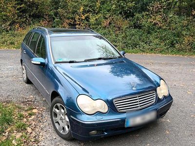 Mercedes C220