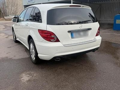 Gebraucht Mercedes R350 272 PS (200 kW) 2009 Weiß Van / Kleinbus