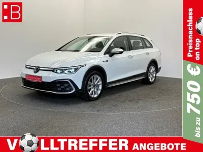 Gebraucht VW Golf VIII Pro 200 PS (147 kW) 2024 Weiss Kombi