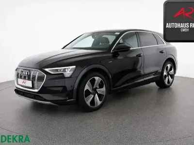 Gebraucht Audi e-tron S-Line 300 kW (408 PS) 2023 Schwarz SUV