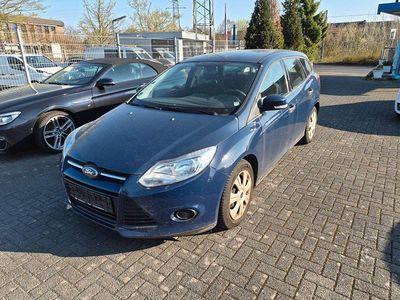 Gebraucht Ford Focus Ambiente 101 PS (74 kW) 2014 Blau Kombi
