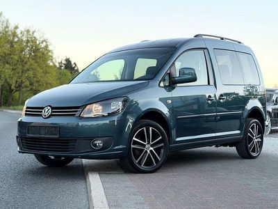 Second-hand VW Caddy Edition 102 CP (75 kW) 2015 Verde Monovolum