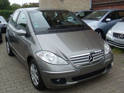 Gebraucht Mercedes A150 Elegance 95 PS (69 kW) 2008 Grau Van / Kleinbus