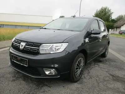 Gebraucht Dacia Sandero Comfort 90 PS (66 kW) 2019 Grau Limousine