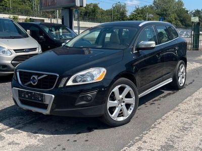 gebraucht Volvo XC60 Momentum R-Design AWD Automatik*LEDER*PANO*