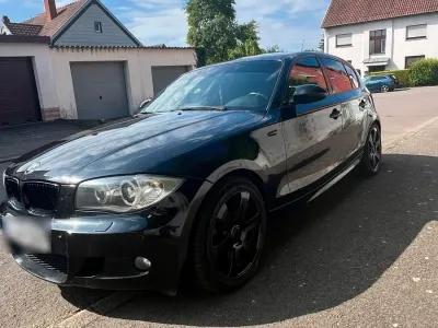 Gebraucht BMW 123 204 PS (150 kW) 2009 Schwarz Kleinwagen