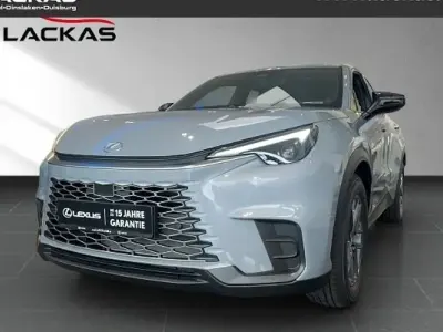 Neu Toyota Corolla Cross 140 PS (102 kW) 2026 Grau SUV