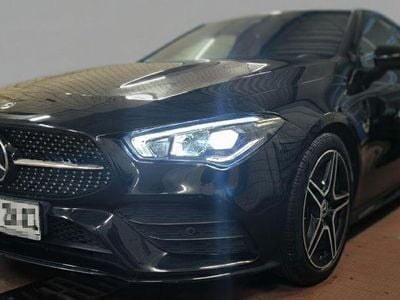 Schwarz Gebraucht 2019 Mercedes CLA220 Shooting Brake Kombi | 25.900 € (Fairer Preis)
