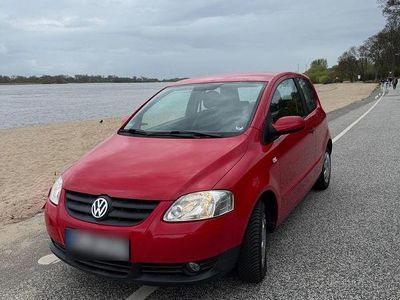 Usata VW Fox Style 54 CV (39 kW) 2010 Rosso Utilitaria