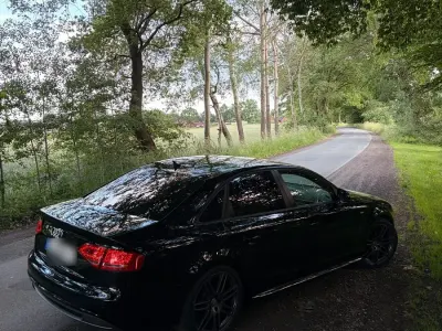 Gebraucht Audi A4 S-Line 160 PS (117 kW) 2010 Schwarz Limousine