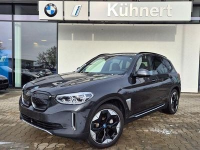 Sophistograu brillanteffekt me Gebraucht 2021 BMW iX3 Impressive SUV | 37.755 € (Guter Preis)