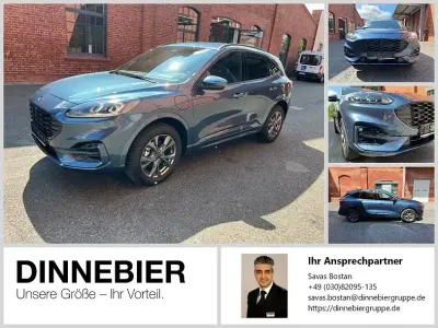 Gebraucht Ford Kuga ST-Line X 225 PS (165 kW) 2022 Chroma blau met SUV