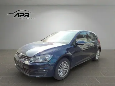 Gebraucht VW Golf VII Cup 105 PS (77 kW) 2014 Blau Limousine