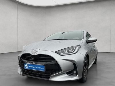 Nouă Toyota Yaris Hybrid 116 CP (85 kW) 2025 Argintiu Berlinǎ