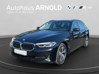Gebraucht BMW 520 190 PS (139 kW) 2023 Saphirschwarz Limousine