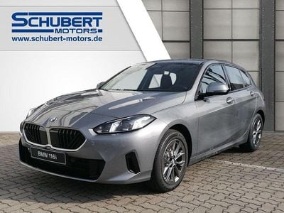 Neu BMW 116 122 PS (89 kW) 2026 Skyscraper grau metallic Kleinwagen