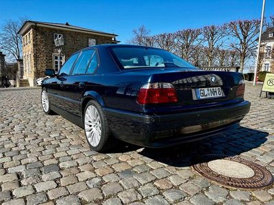 Blau Gebraucht 1998 BMW 740 Limousine | 16.500 € (Teuer)