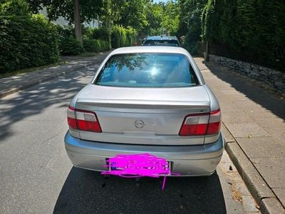 Opel Omega