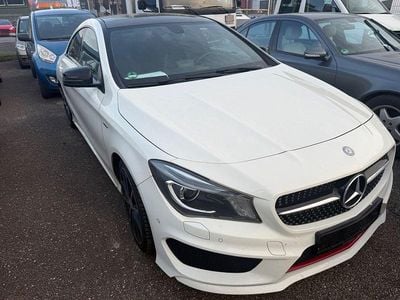 Gebraucht Mercedes CLA250 211 PS (155 kW) 2014 Weiß Limousine