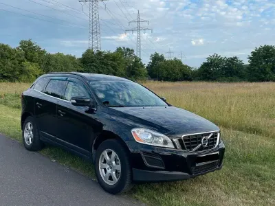 Gebraucht Volvo XC60 163 PS (119 kW) 2010 Schwarz SUV