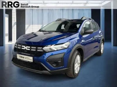 Używany Dacia Sandero Essentiel 101 KM (74 kW) 2024 Niebieski Sedan/Limuzyna