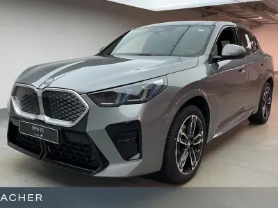 Neu BMW iX2 Performance 230 kW (313 PS) 2026 Grau SUV