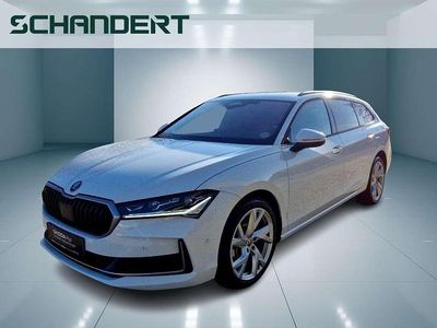 Purity weiss Gebraucht 2025 Skoda Superb Kombi | 48.450 € (Teuer)