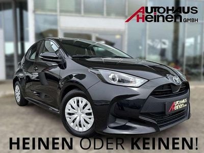 Usata Toyota Yaris Hybrid 92 CV (67 kW) 2022 Nero Utilitaria