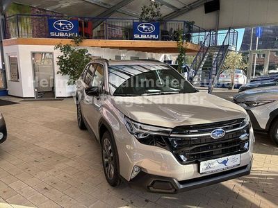 Nuova Subaru Forester Platinum 136 CV (100 kW) 2026 Argento SUV