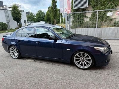 BMW 525