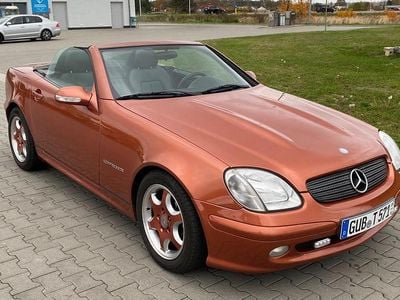 Gebraucht Mercedes SLK230 197 PS (144 kW) 2002 Orange Cabrio