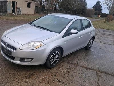 Gebraucht Fiat Bravo 90 PS (66 kW) 2007 Silber Kleinwagen