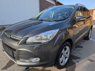 Second-hand Ford Kuga SYNC Edition 150 CP (110 kW) 2016 Gri SUV