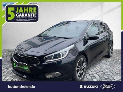 Gebraucht Kia Ceed Sportswagon Platinum Edition 128 PS (94 kW) 2014 (1k) zilinaschwarz met. Kombi
