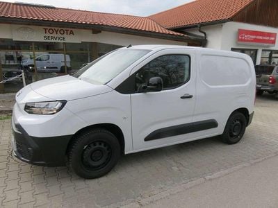 Gebraucht Toyota Proace City City 110 PS (80 kW) 2025 Icy white Van / Kleinbus