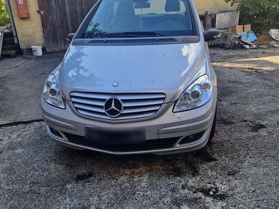 Gebraucht Mercedes B170 115 PS (84 kW) 2007 Silber Van / Kleinbus
