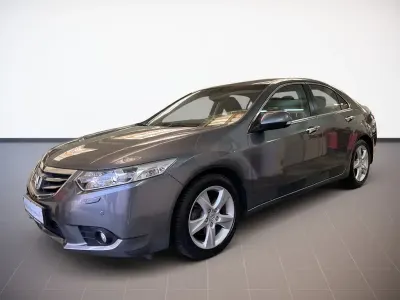 Käytetty Honda Accord 156 HP (114 kW) 2012 Harmaa Sedan