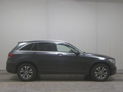 Gebraucht Mercedes GLC220 Exclusive 194 PS (142 kW) 2020 Grau SUV