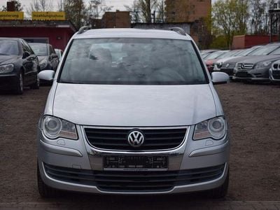 Second-hand VW Touran Trendline 140 CP (102 kW) 2007 Argintiu Monovolum