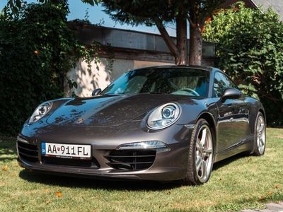 Porsche 911 Carrera S
