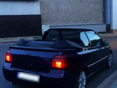 Gebraucht VW Golf Conceptline 115 PS (84 kW) 2001 Blau Cabrio