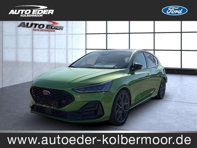 Gebraucht Ford Focus ST 280 PS (205 kW) 2024 Mean green (metallic) Limousine