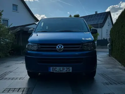 Gebraucht VW Multivan 140 PS (102 kW) 2012 Blau Van / Kleinbus